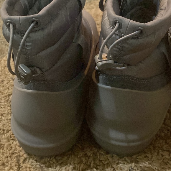 UGG Classic Mini Pull-On Weather Boot - Picture 5 of 9